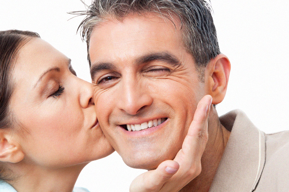 https://www.purityproducts.com/hubfs/Blog/man-getting-a-kiss-from-woman.jpg